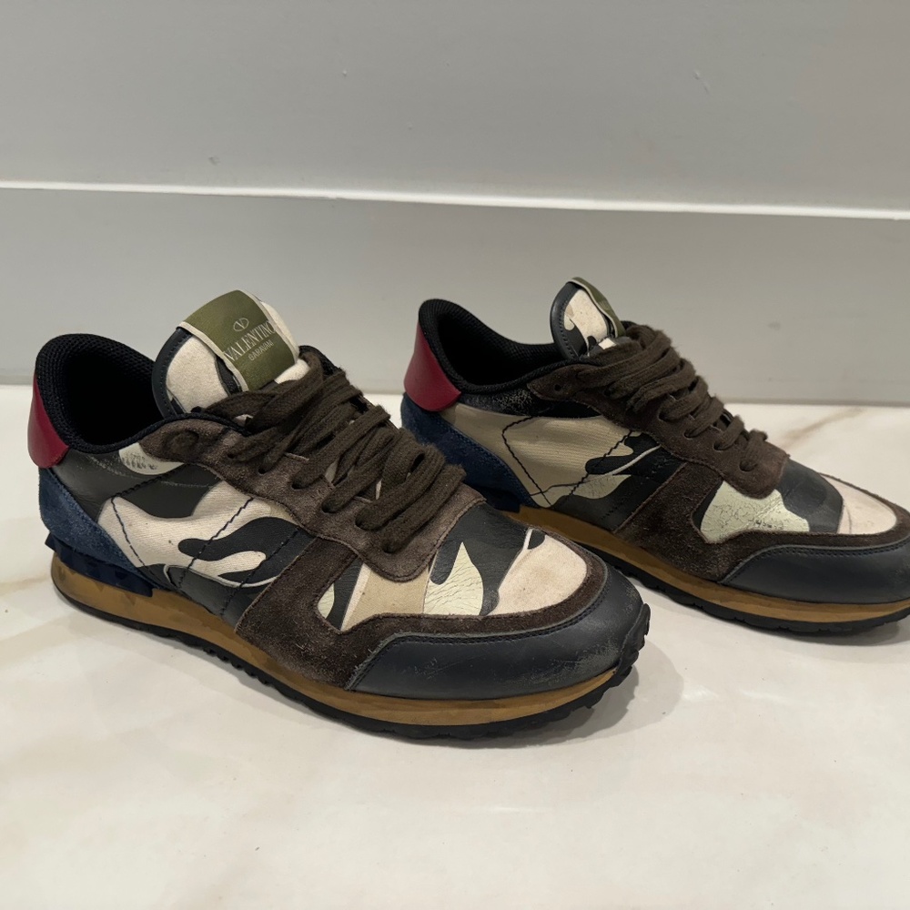 Valentino Garavani Men's Rockrunner Camo Sneaker Size 42